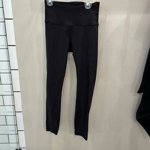 Lululemon black high rise leggings.
